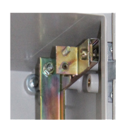 Cerradura armario Polibox con llave metálica SOLERA LOCK1